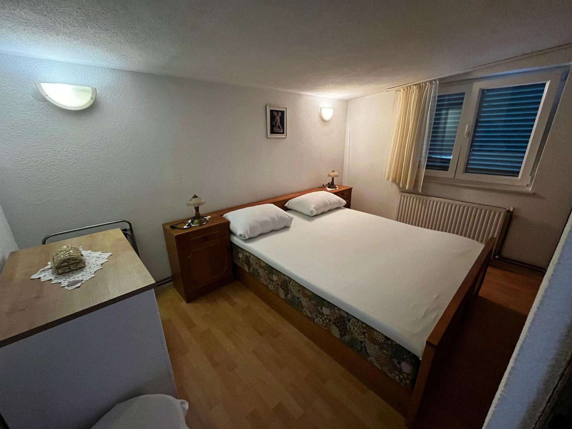 Apartment And Rooms Ruza Trogir Exterior foto