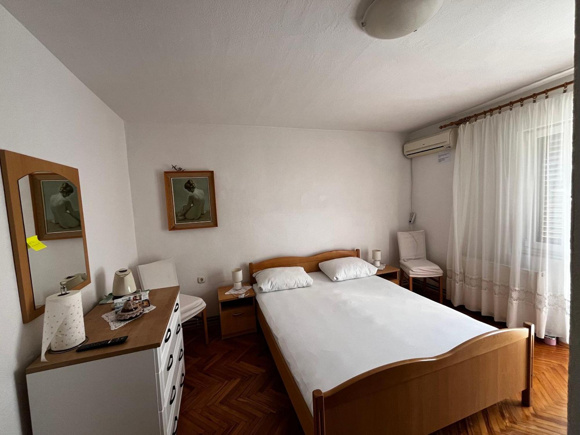 Apartment And Rooms Ruza Trogir Exterior foto