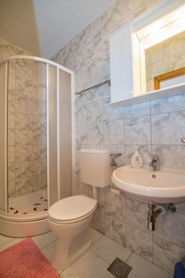 Apartment And Rooms Ruza Trogir Exterior foto